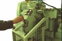 Click here for single face fettling/snagging machines